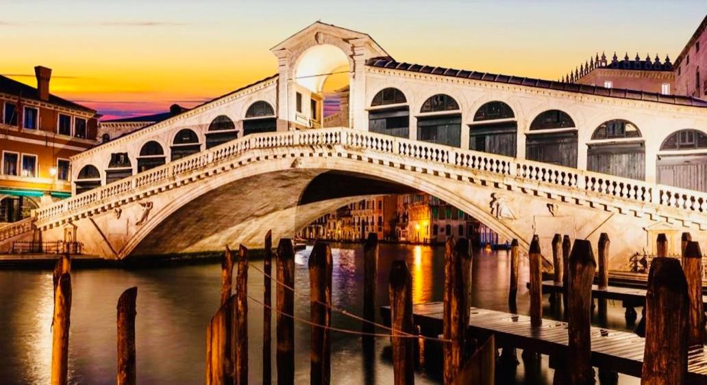 Venice Palace Luxury Suites エクステリア 写真
