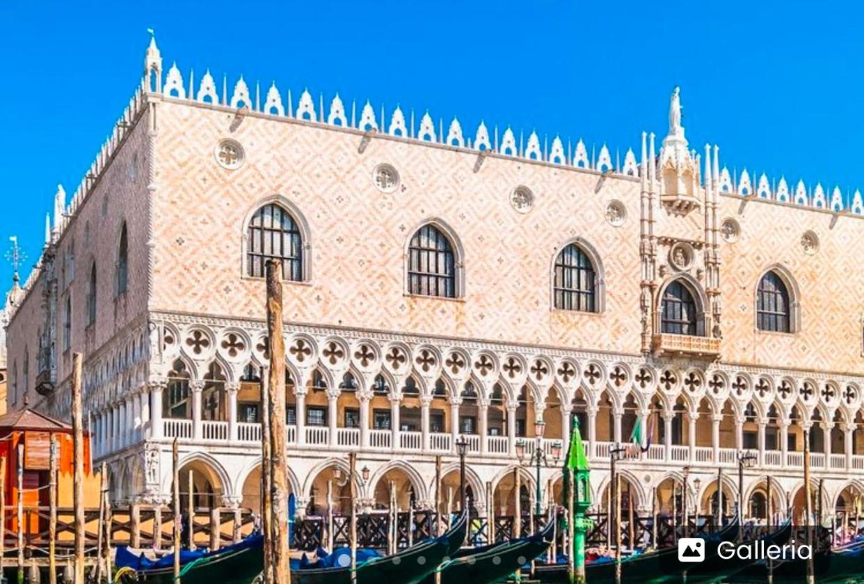 Venice Palace Luxury Suites エクステリア 写真