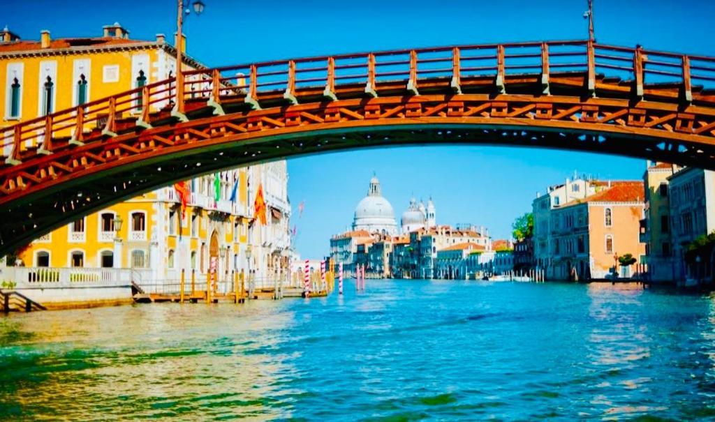 Venice Palace Luxury Suites エクステリア 写真
